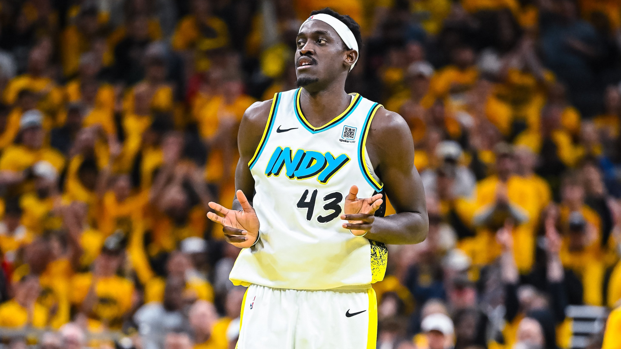 Los Pacers Dominan a los Bucks en el Juego de Apertura de los Playoffs