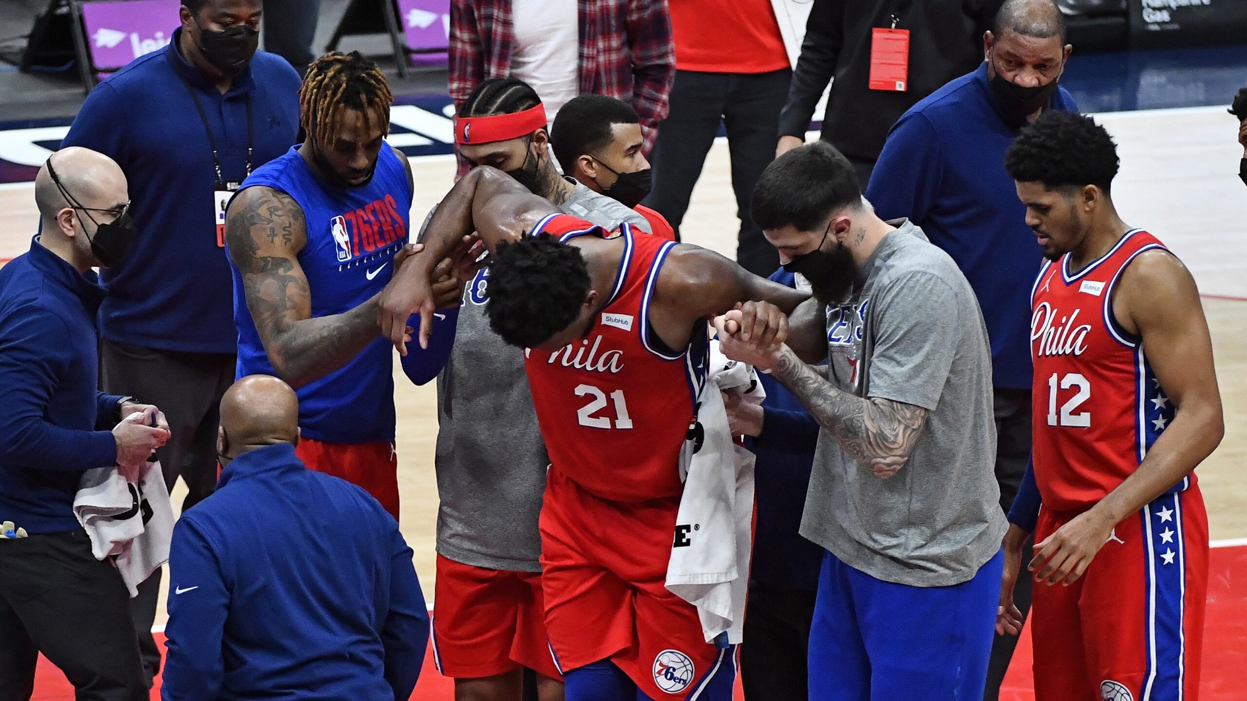 Sixers' Joel Embiid Out At Least 2 Weeks With Bone Bruise In Left Knee ...